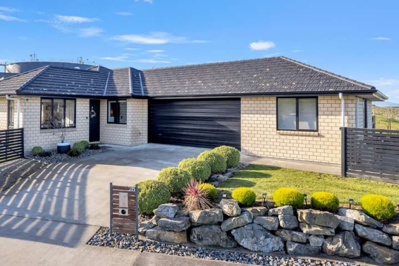 28 Macdonald Heights, Feilding