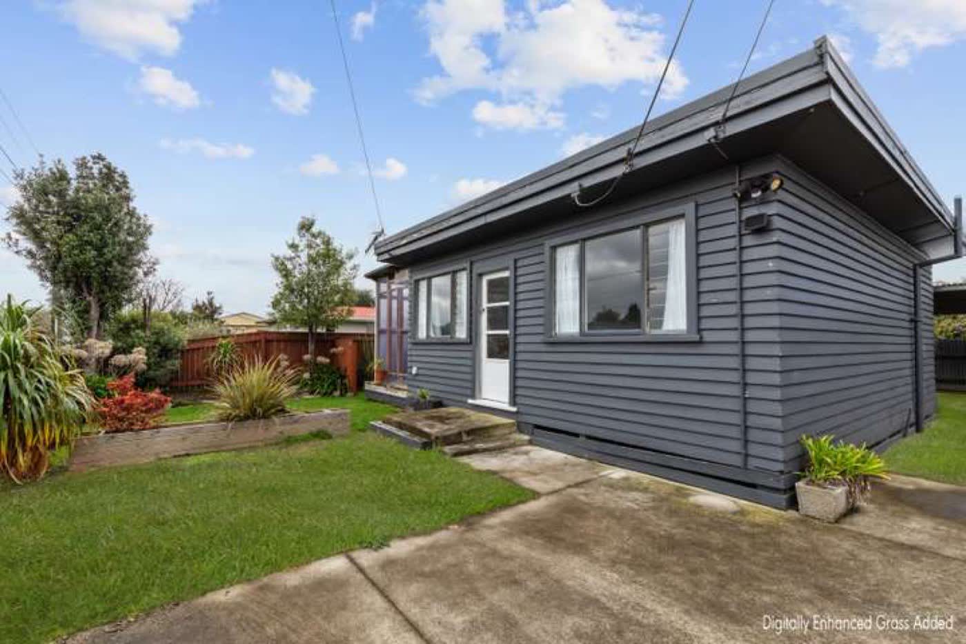 66 Salisbury Street, Ashhurst, Ashhurst — 1 bedroom home sold with Team Toner