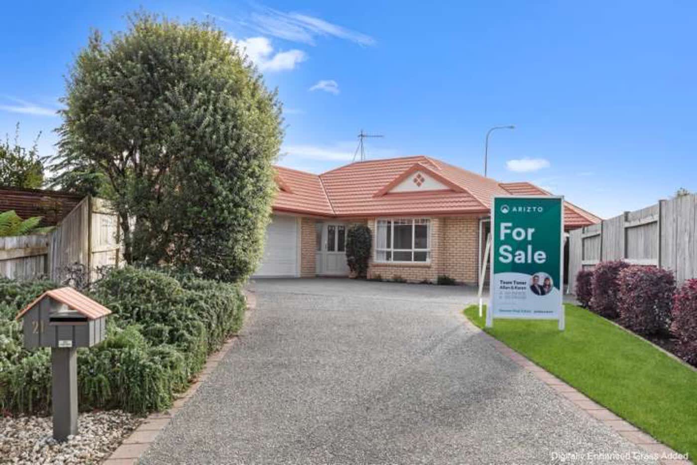 21 Rothesay Place, Highbury, Highbury — 5 bedroom home sold with Team Toner