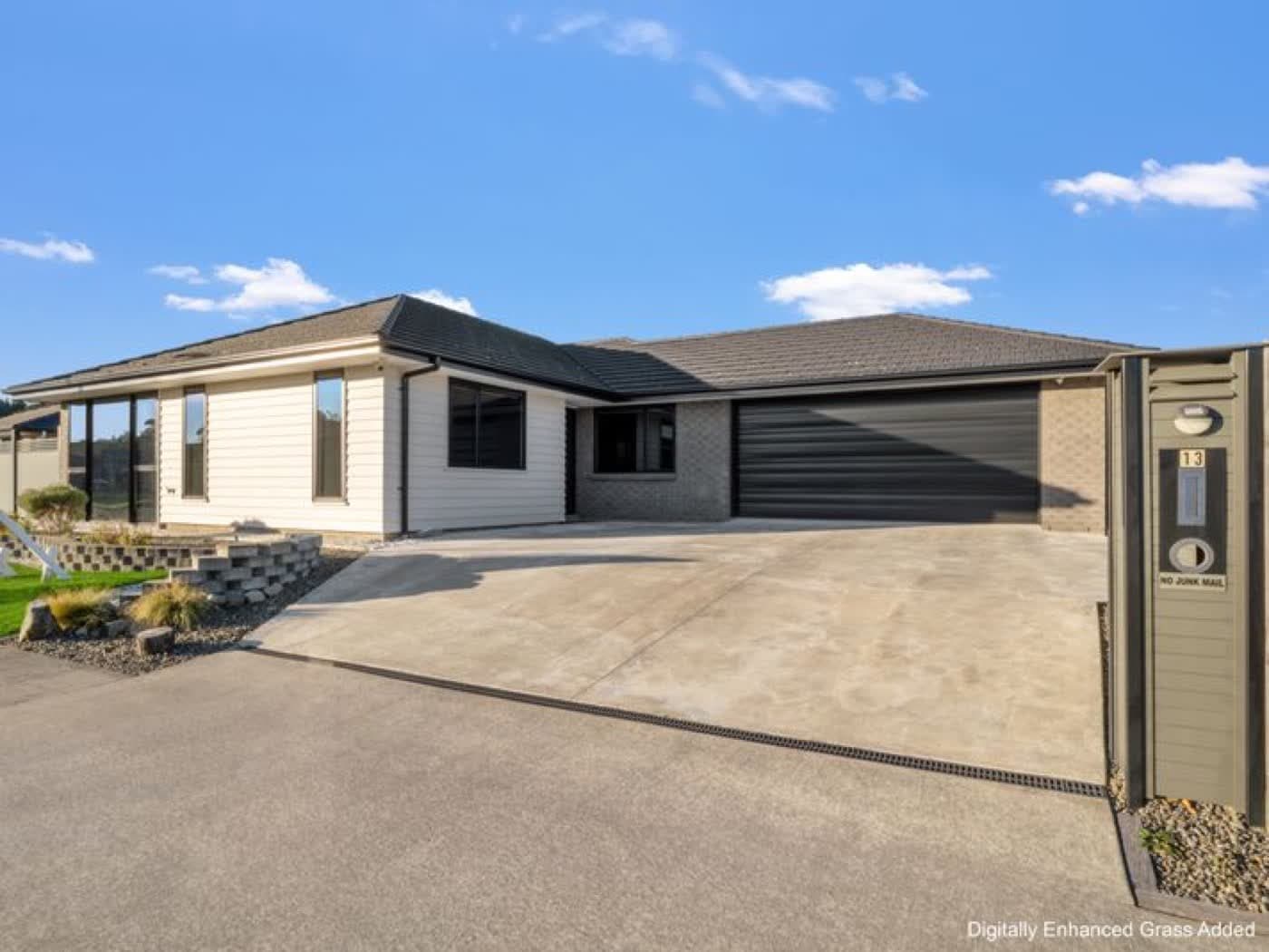 13 Pearl Grove, Ashhurst, Ashhurst — 3 bedroom home sold with Team Toner