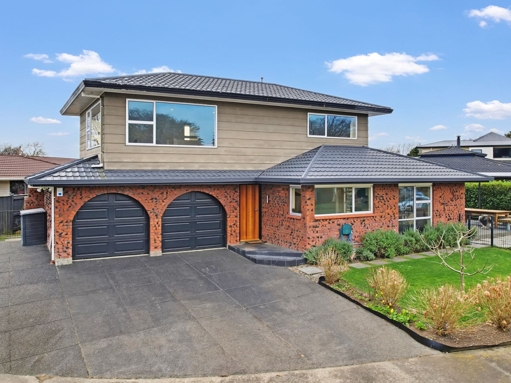 8 Aintree Crescent, Awapuni, Palmerston North — 5 bedroom home for sale with Team Toner — photo 3