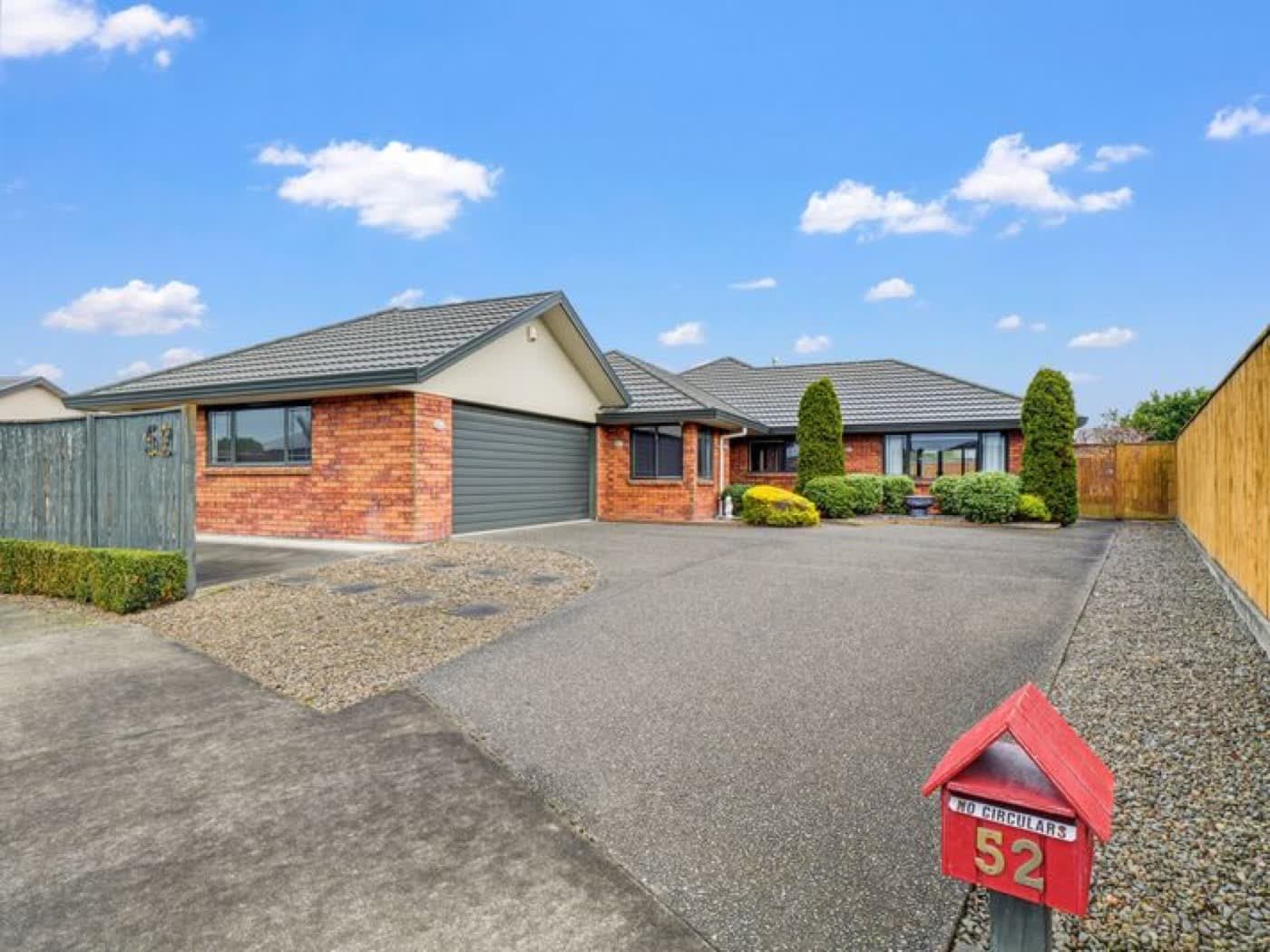 52 Tennyson Avenue, Kelvin Grove