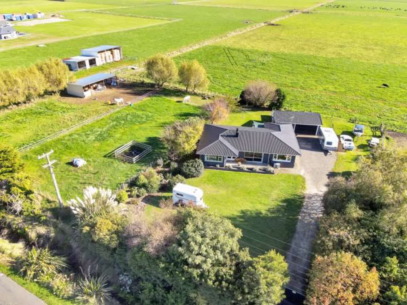 224 Aranui Road, Kairanga, Manawatū — 3 bedroom home sold with Team Toner
